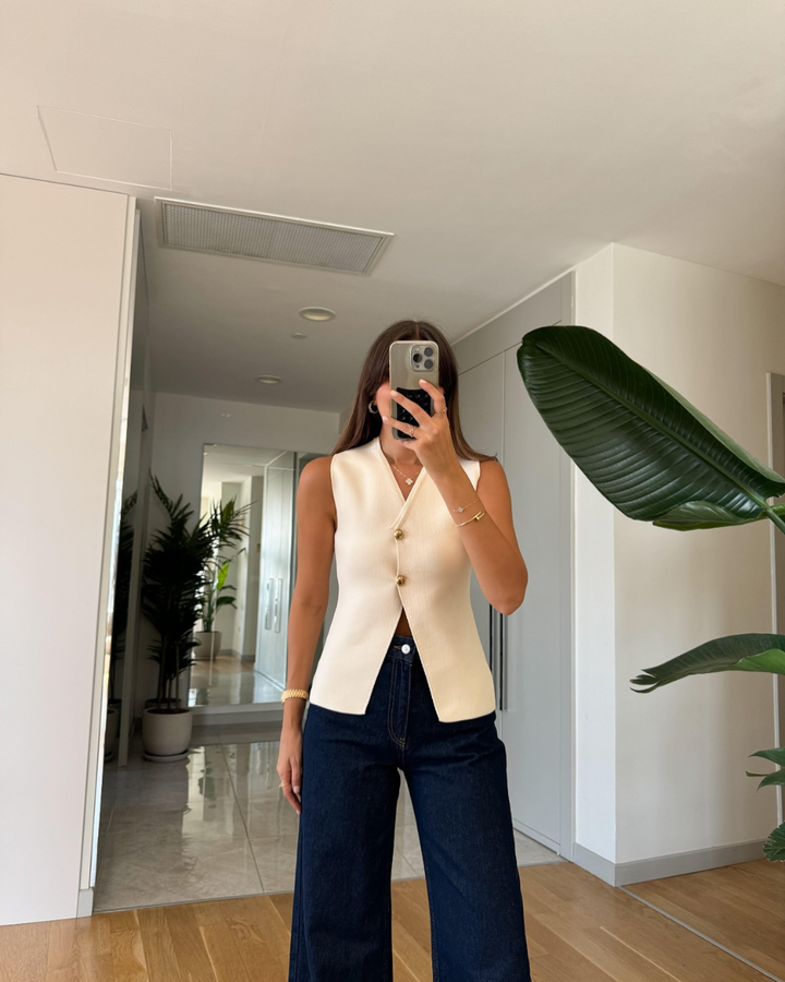 Diana Tricot Knit Vest