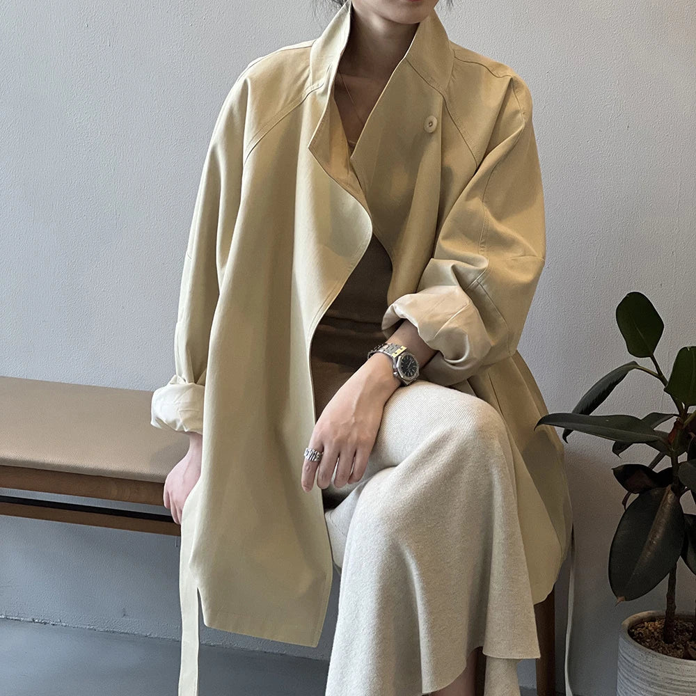 Trench Coat Feminino com Gola Alta