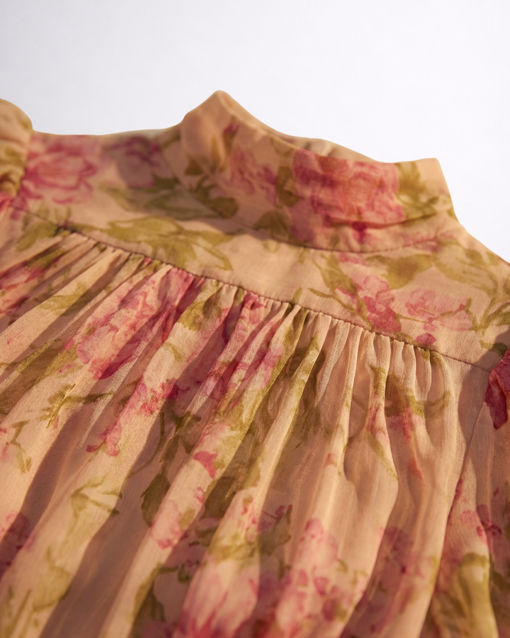 Rosário | Vestido Sofisticado que Captura Todos os Olhares