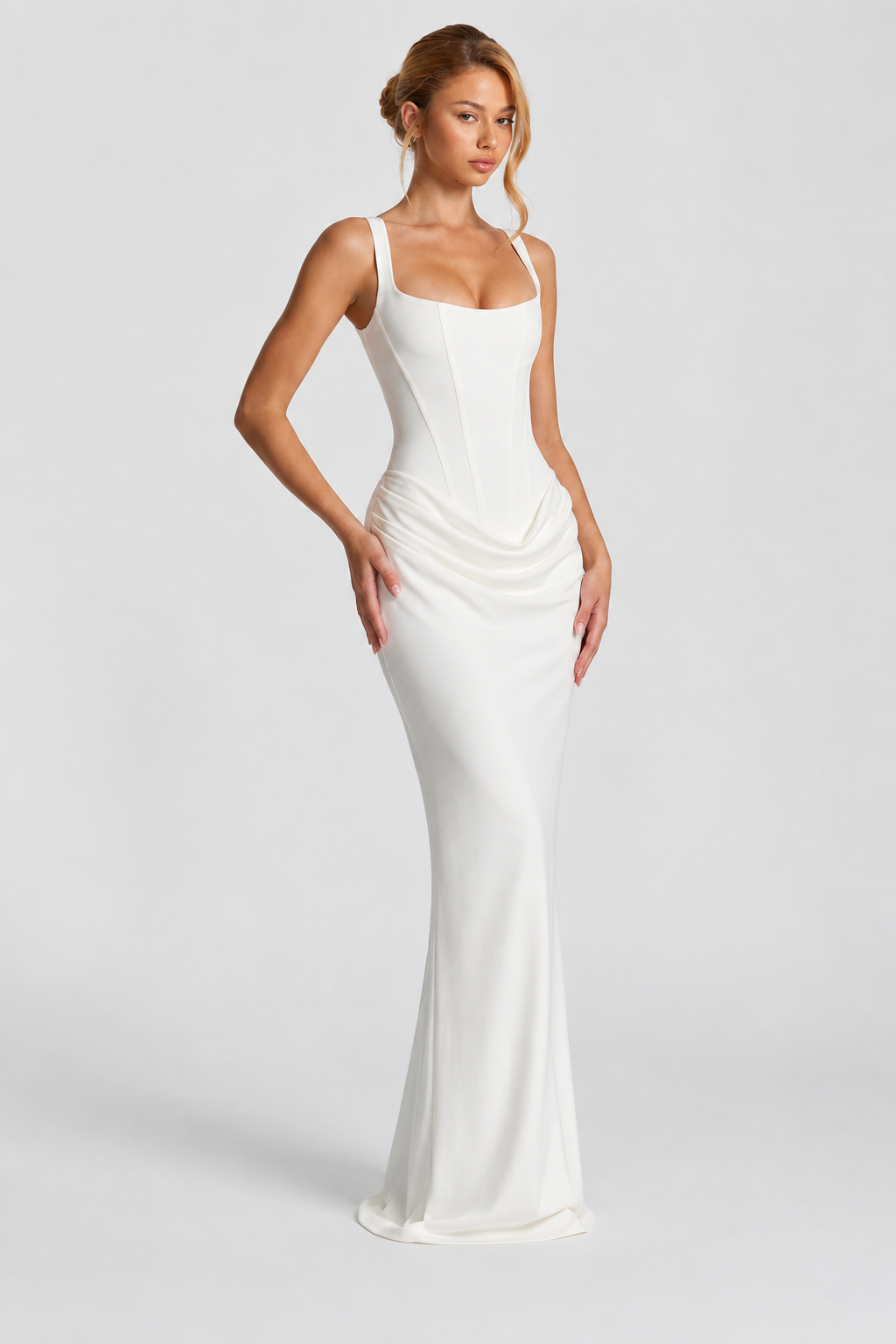 Vestido Elegante con Corsé de Silueta Refinada