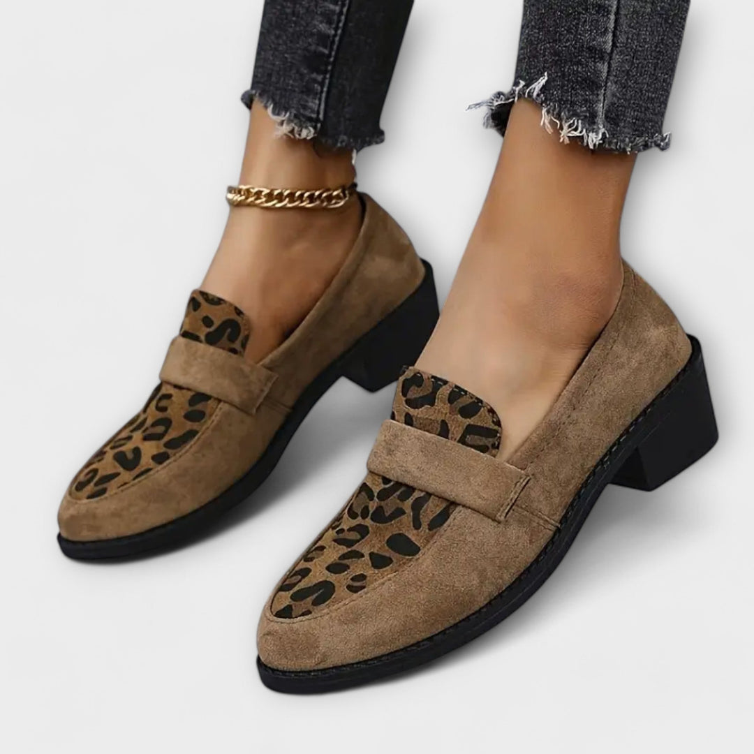Carla - Elegantes Sapatos Femininos com Estampa de Leopardo