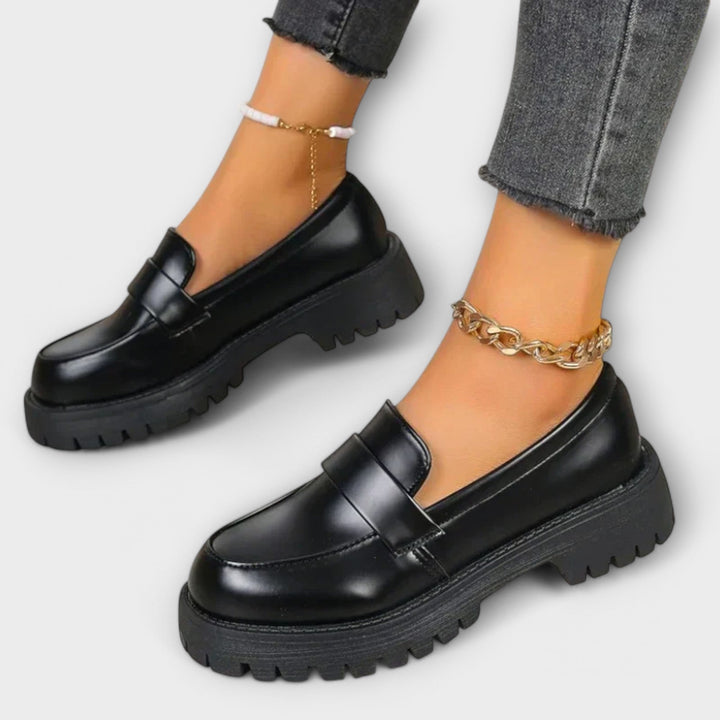 Mocassins Femininos Ortopédicos com Saltos em Cetim