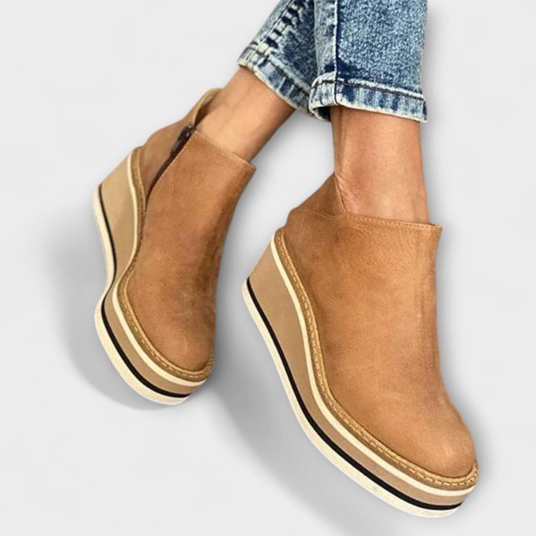 Maria - Botas Sofisticadas e Confortáveis