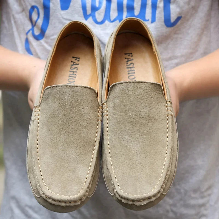 Luxuosos Mocassins Premium em Camurça