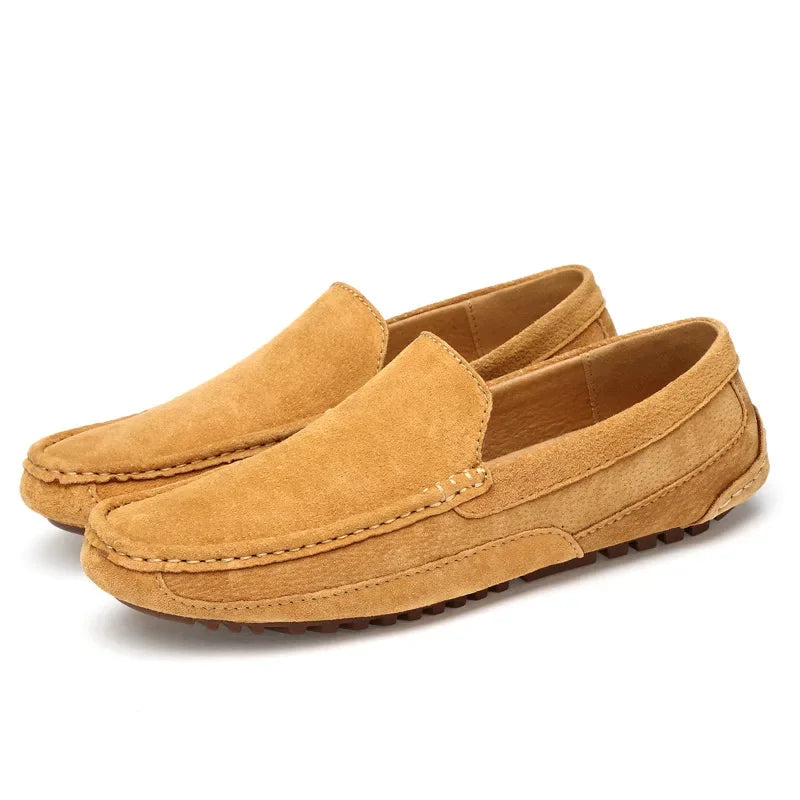 Luxuosos Mocassins Premium em Camurça
