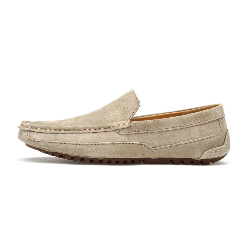 Luxuosos Mocassins Premium em Camurça