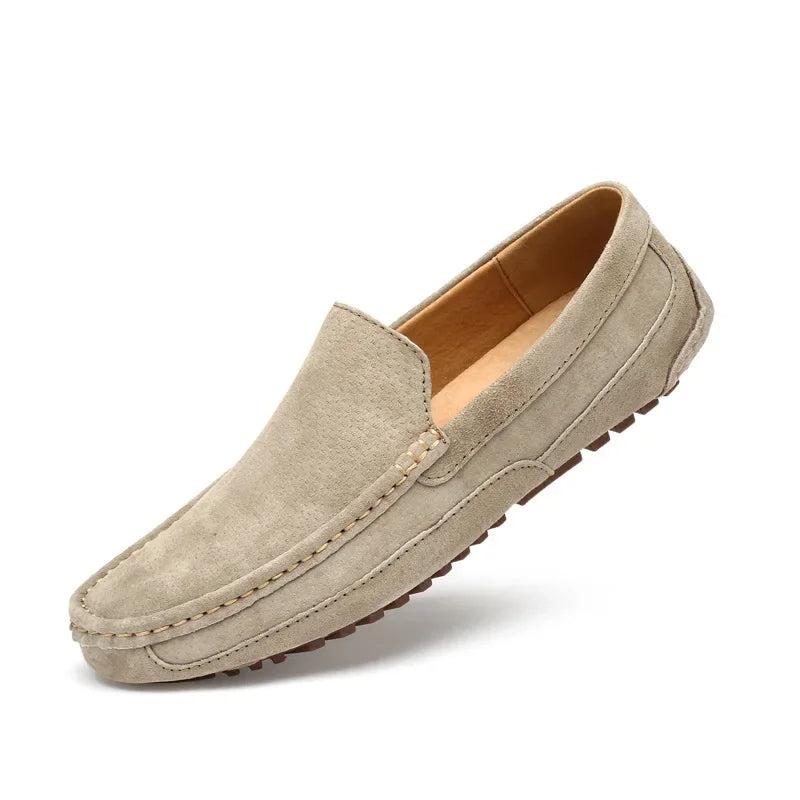 Luxuosos Mocassins Premium em Camurça