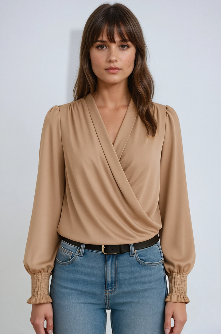 Camisa Sofisticada de Manga Longa com Cinto