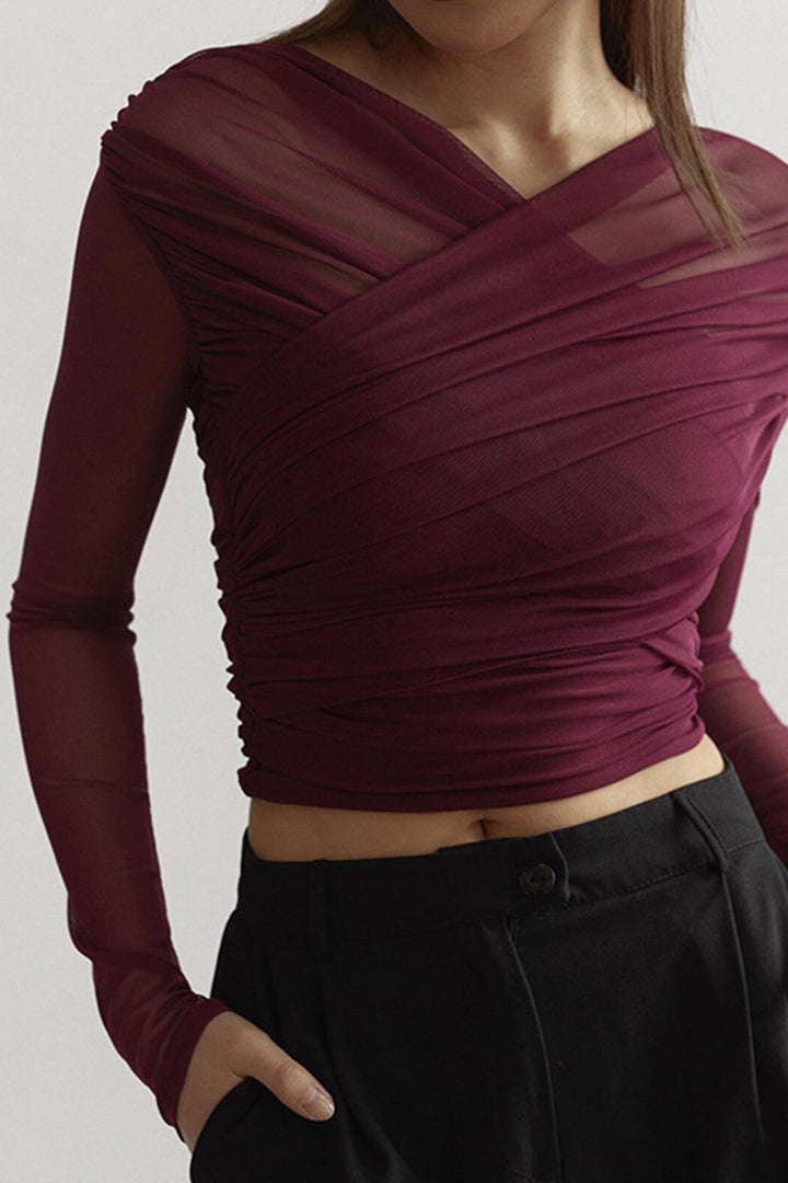 Blusa de Manga Longa em Malha Transparente com Ruches