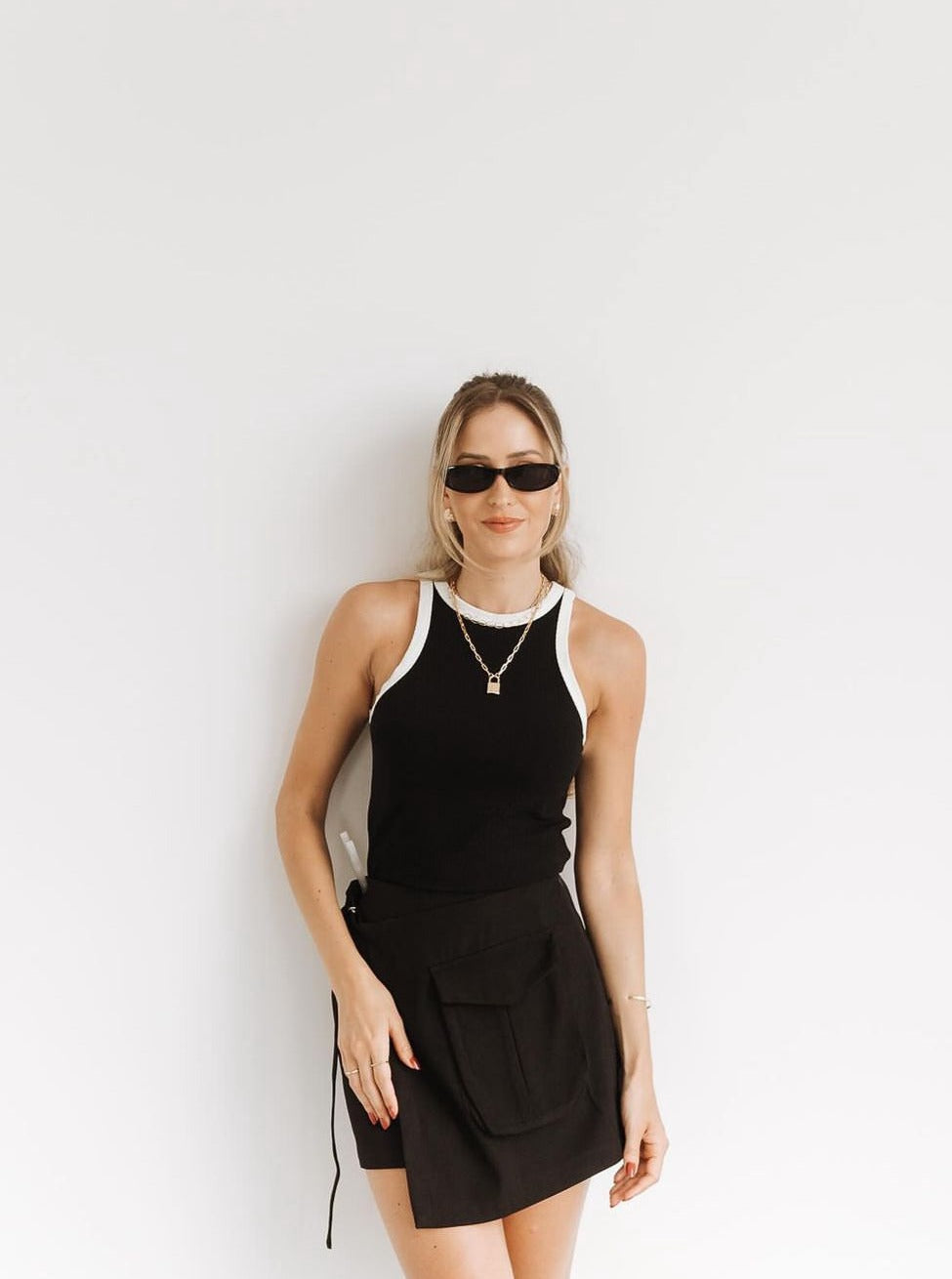 Blusa La Riviera com Alças e Detalhe de Acabamento Contrastante