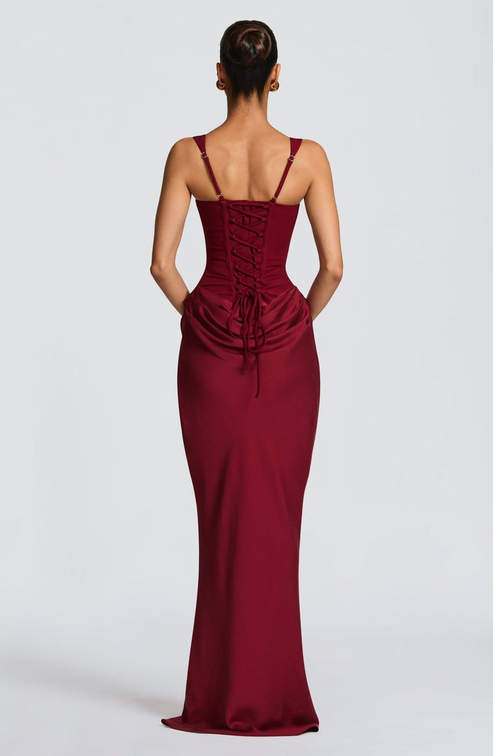 Helena | Vestido de Silhueta Ampulheta