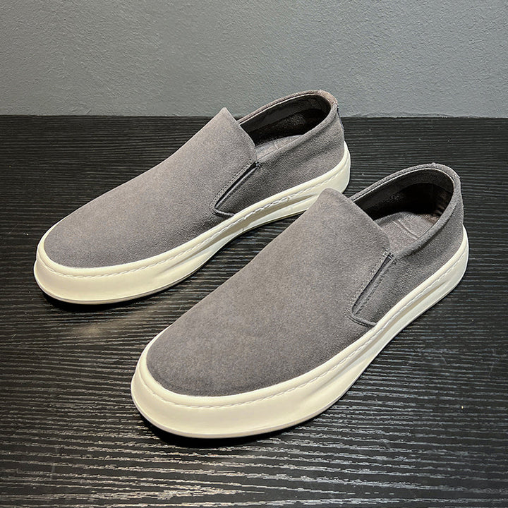 Confortáveis Mocassins em Camurça