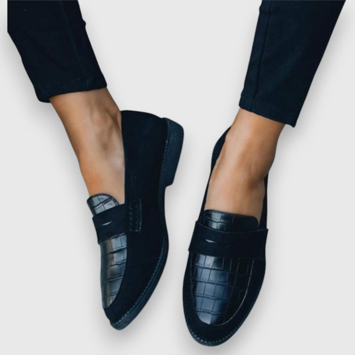 Sara - Stylish Moccasins