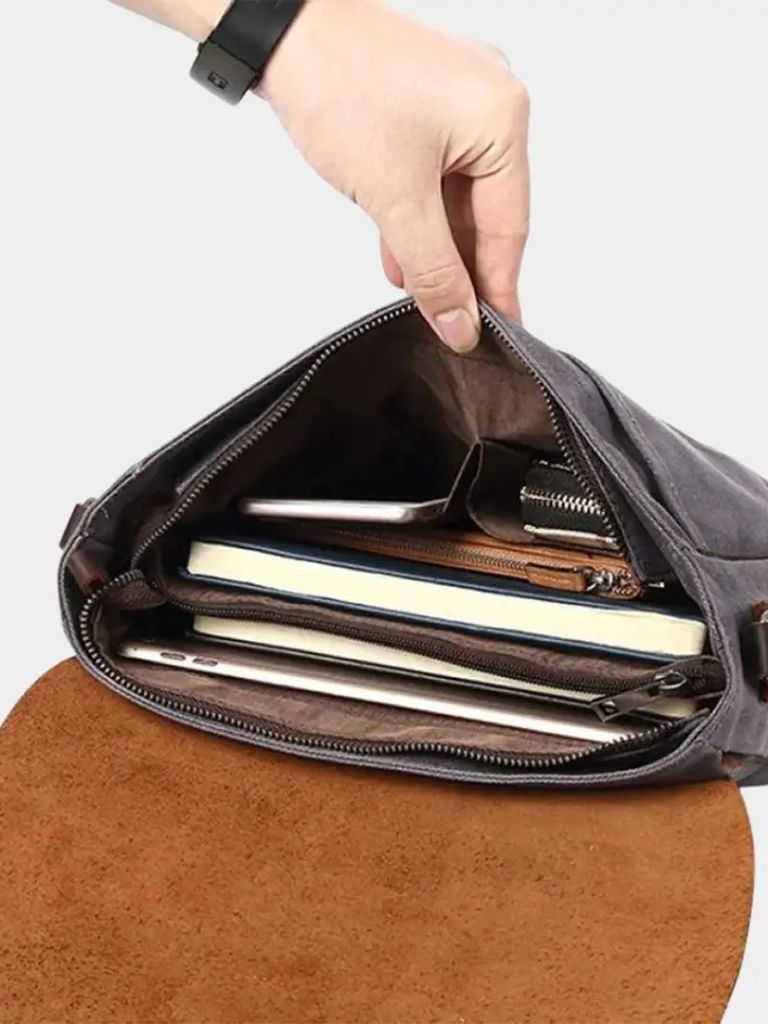 Nikolai™ Mala Messenger Bag - Windsor Edition