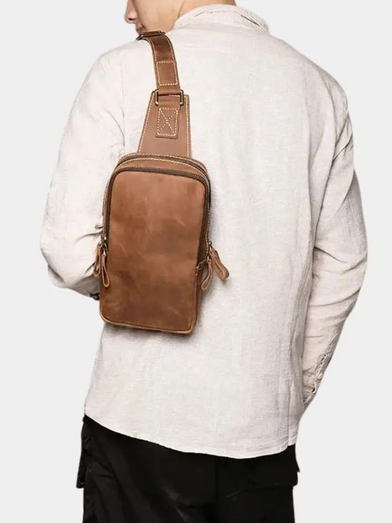 Péter™ | Vanguard Leather Bag