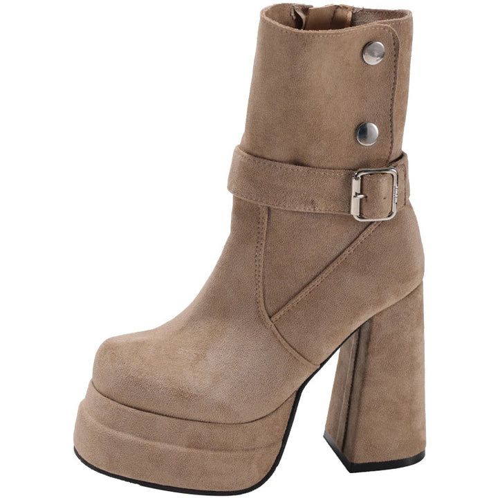 Amália - Botas Urbanas com Estilo e Confiança