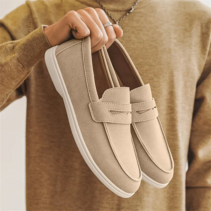 Santa-António Suede Moccasins