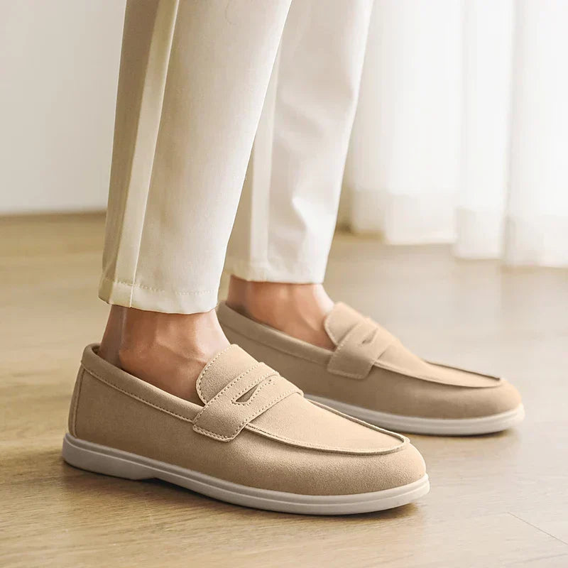 Santa-António Suede Moccasins