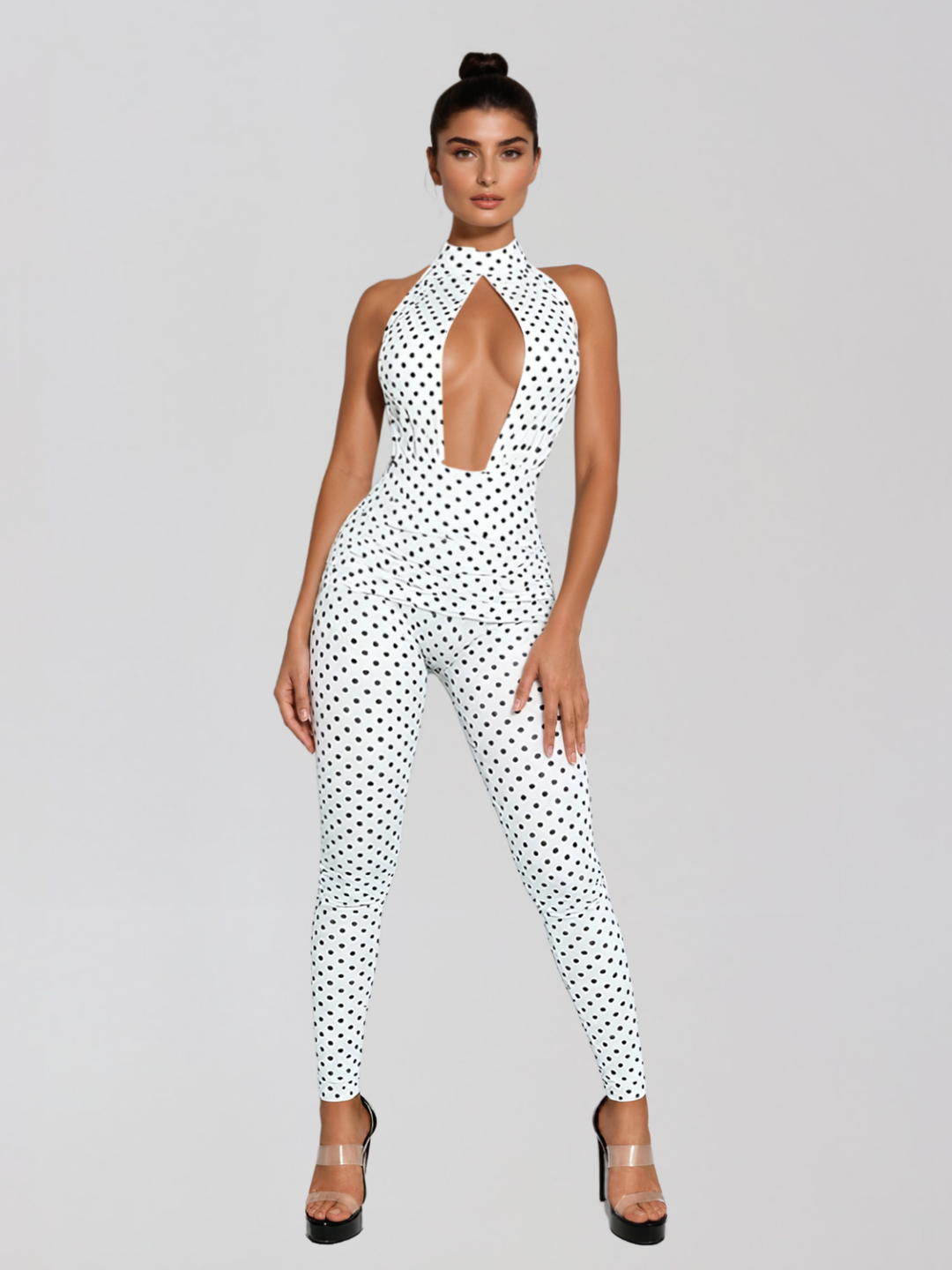 Macacão Halterneck Selvaron com Detalhes em Branco