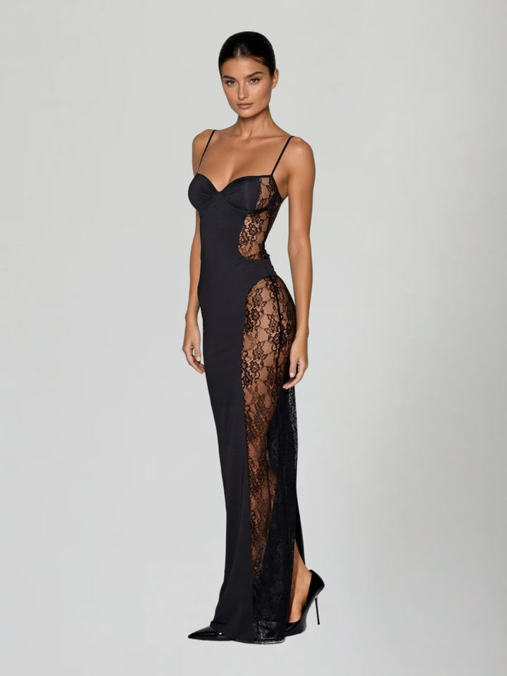 Vestido longo de renda preta com alças delicadas