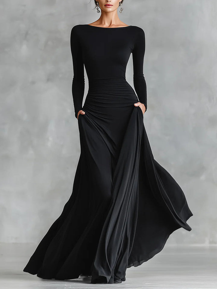 Noémie | Vestido Longo Preto com Decote Bateau e Elegante Drapeado