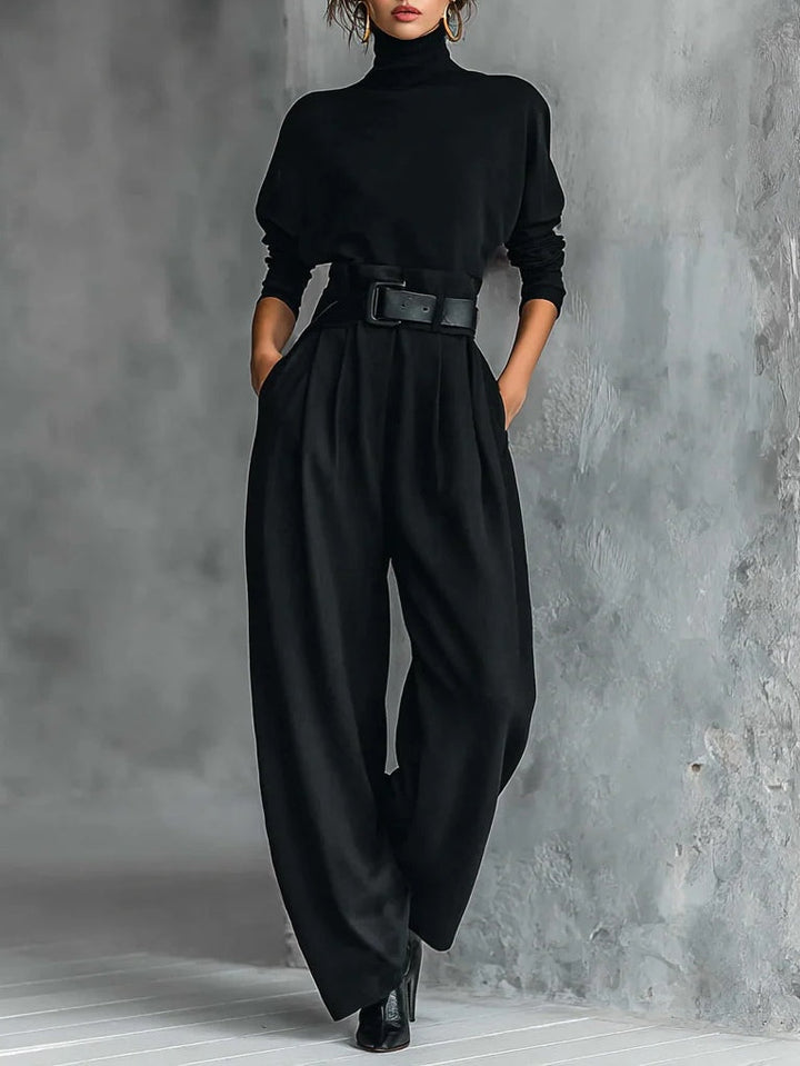 Victoire | Conjunto Preto com Gola Alta e Calças