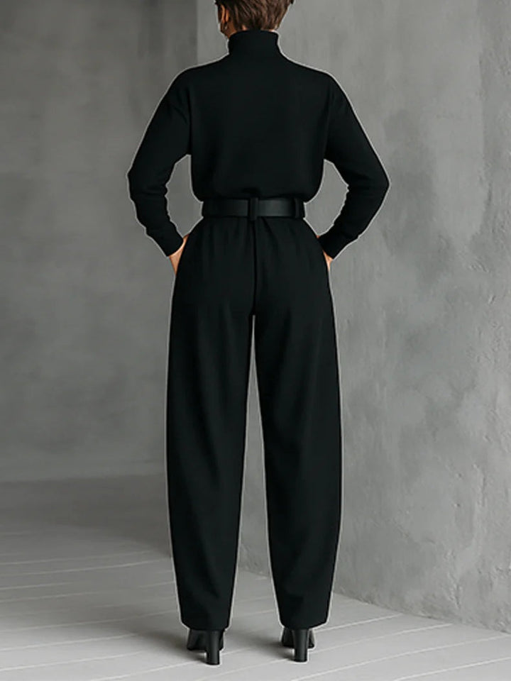 Victoire | Conjunto Preto com Gola Alta e Calças