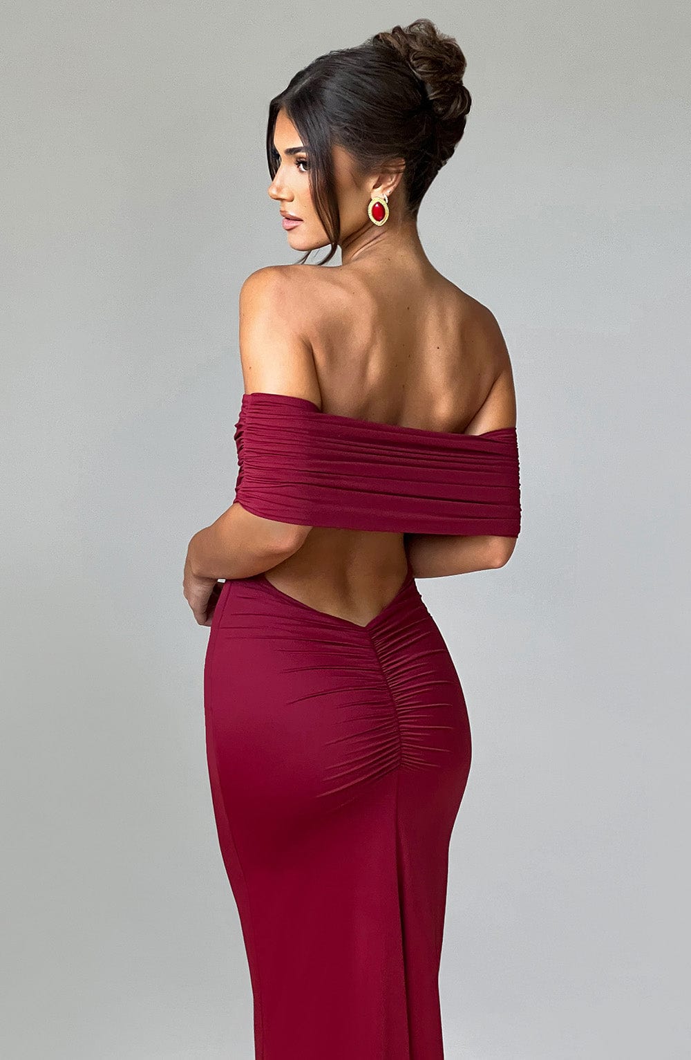 Tindra | Elegante Robe Longue Bardot