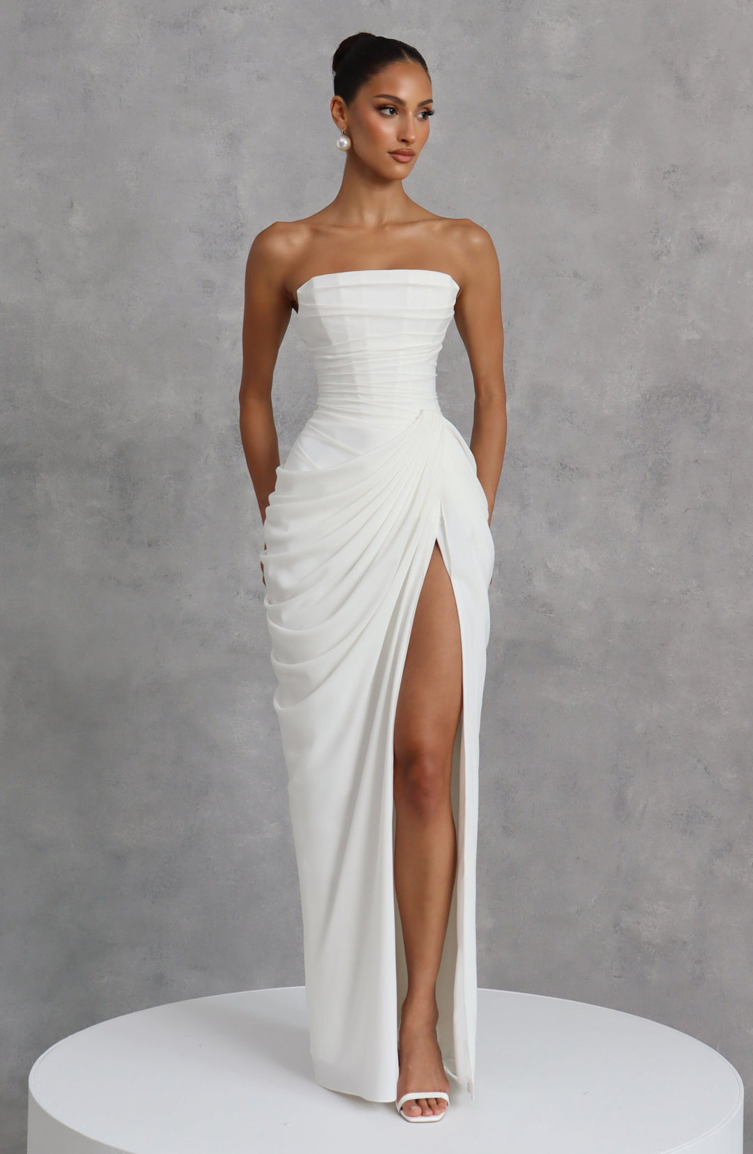 Vestido Longo com Corpete e Abertura - Estilo Palavra de Honra