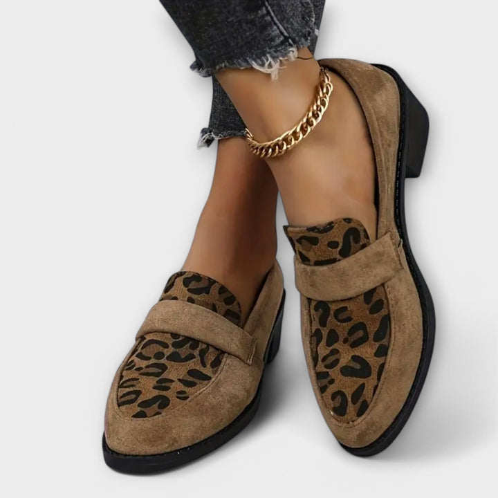 Carla - Elegantes Sapatos Femininos com Estampa de Leopardo