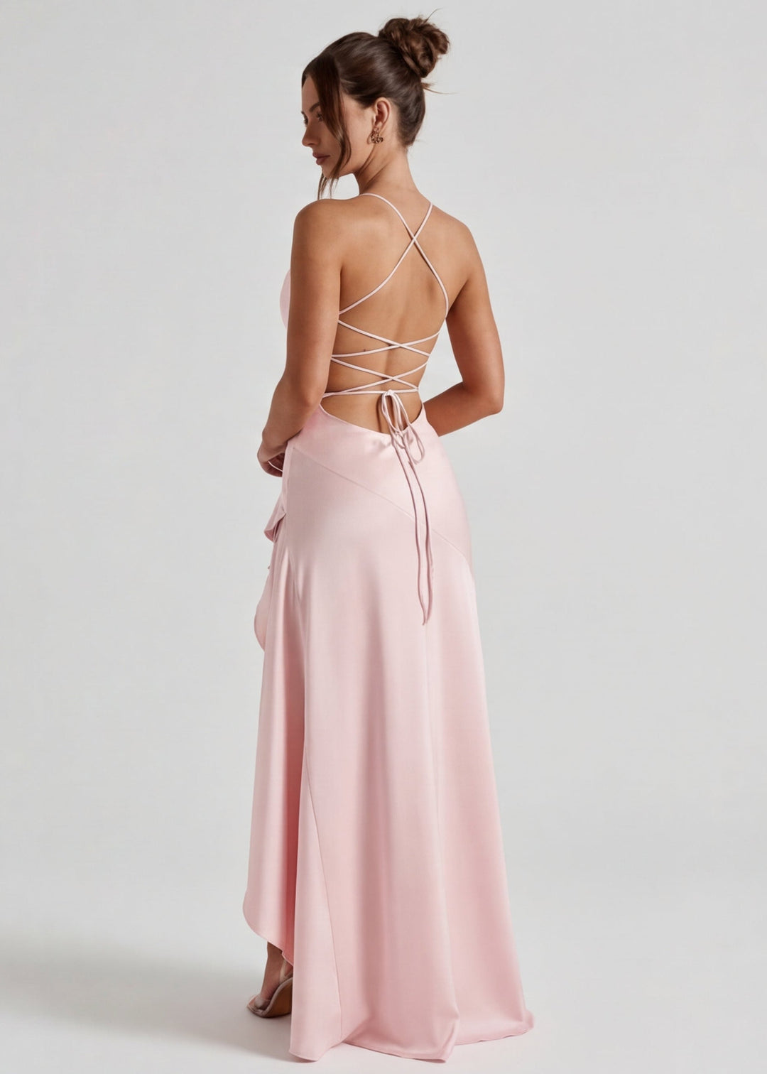 Vestido longo drapeado com fenda lateral