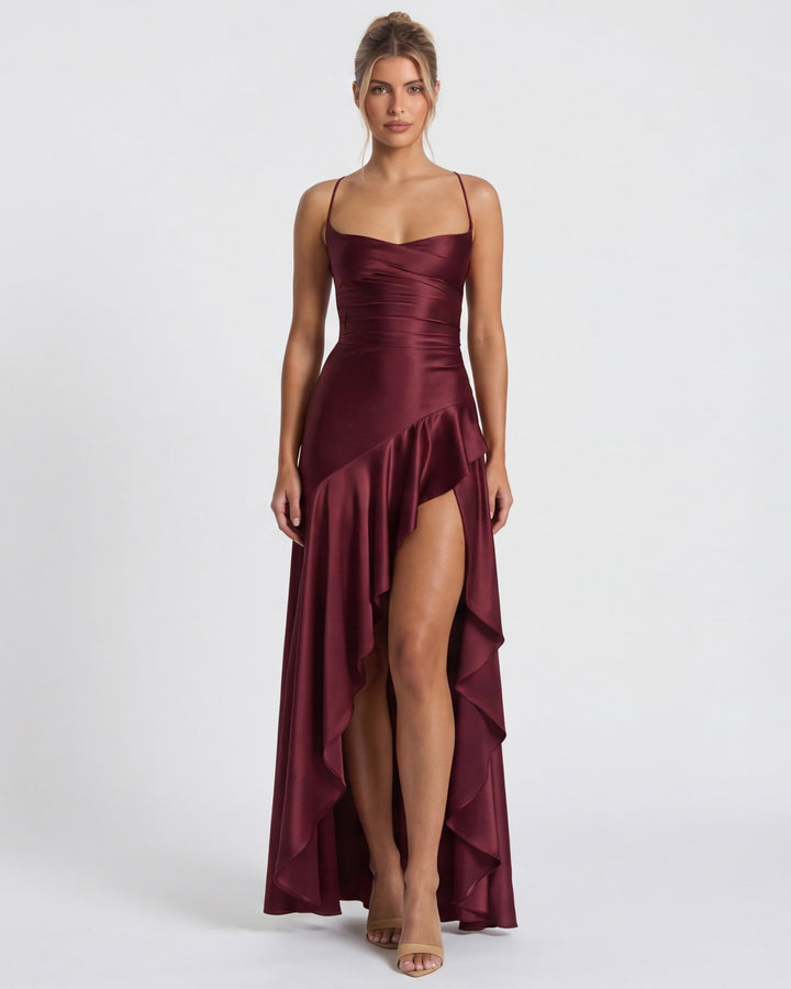 Vestido longo drapeado com fenda lateral