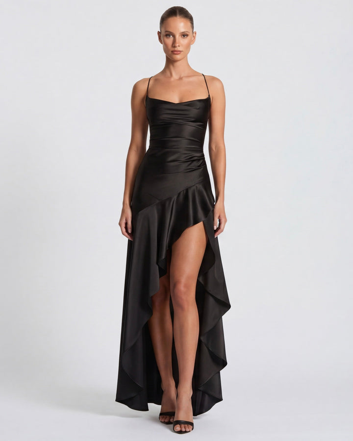 Vestido longo drapeado com fenda lateral