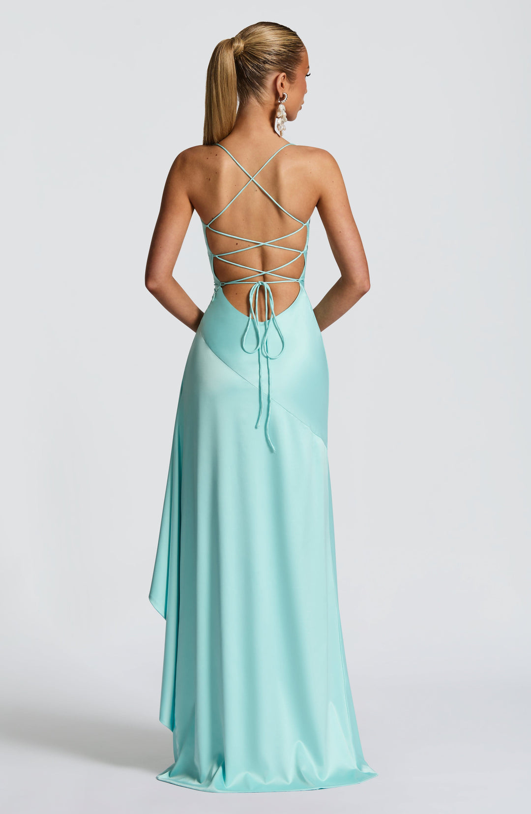Samira | Vestido com Babados Inferiores