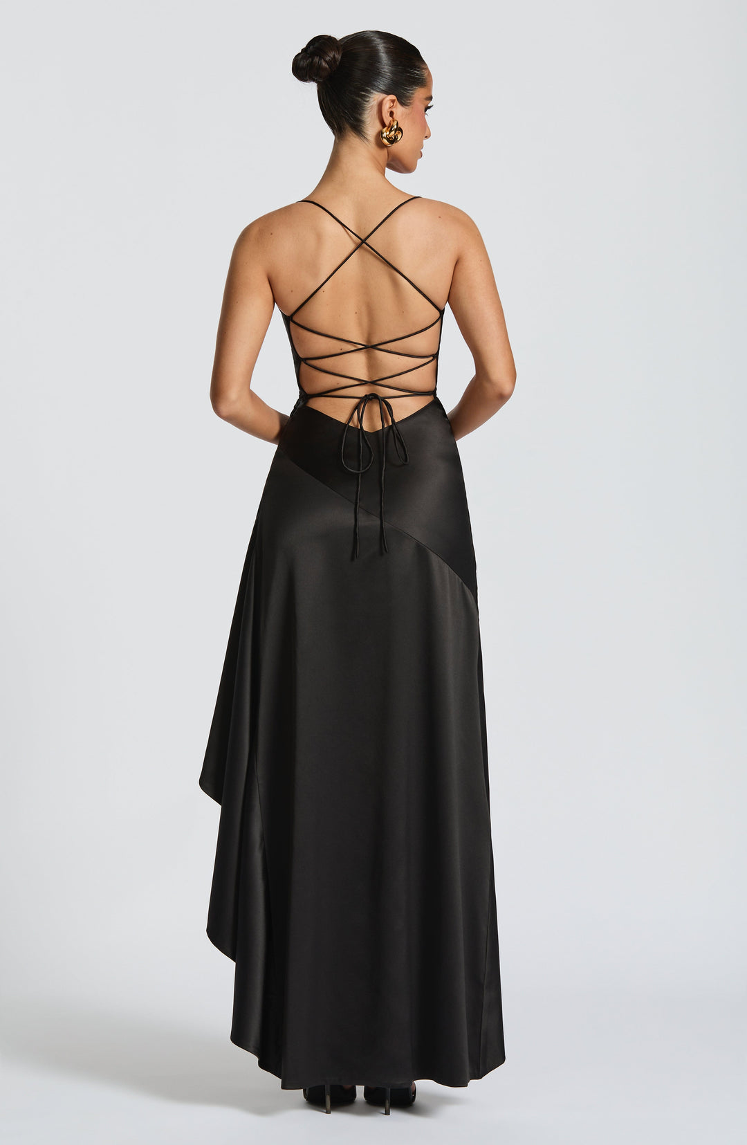 Samira | Vestido com Babados Inferiores