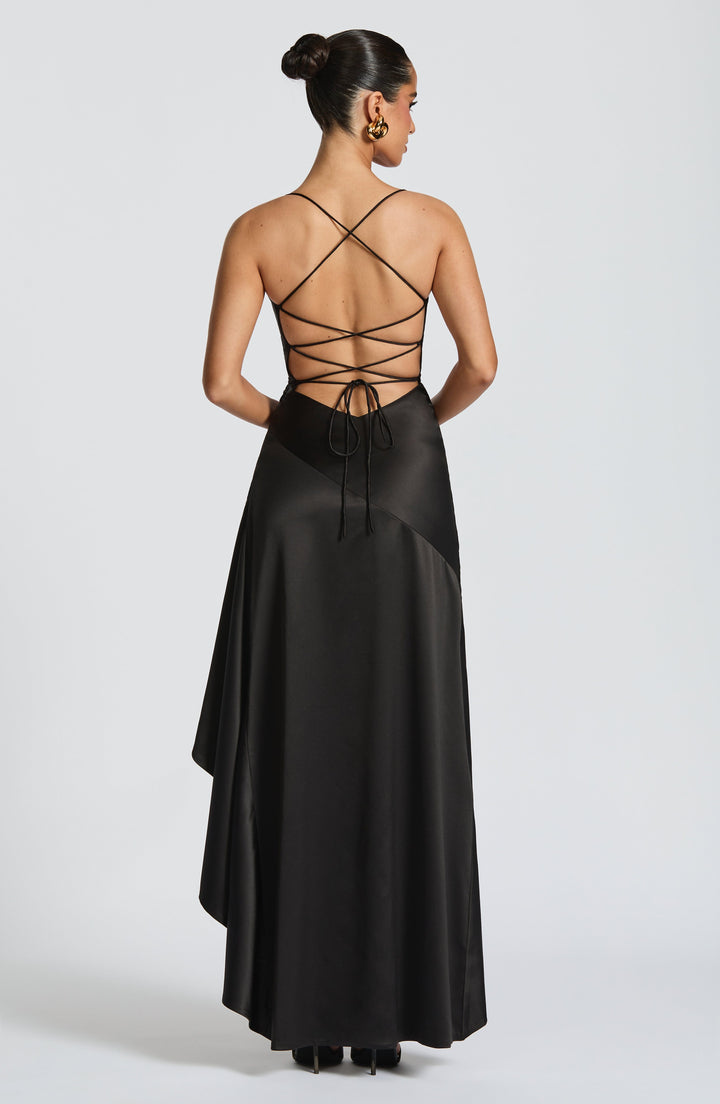 Samira | Vestido com Babados Inferiores