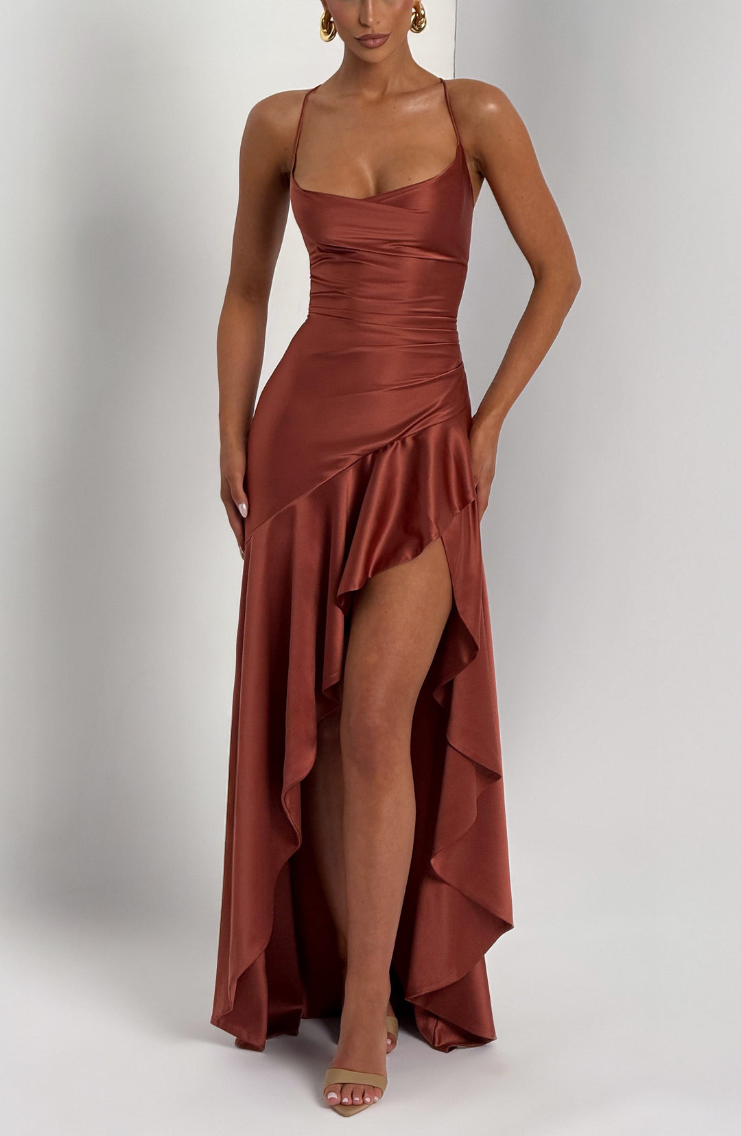 Samira | Vestido com Babados Inferiores